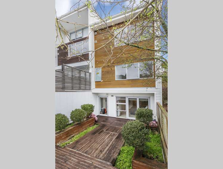 9 Tiketike Way Brooklyn_0