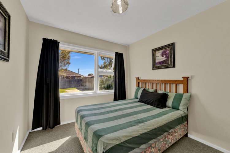 32 Carters Road Aranui_12