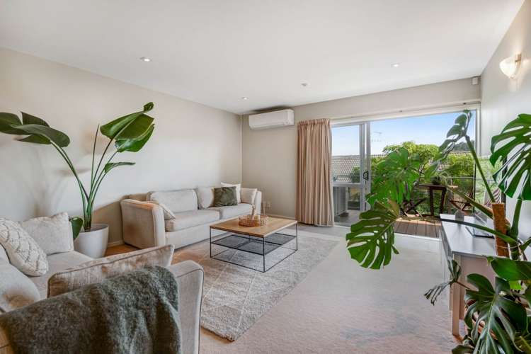 207/252 Centreway Road_1