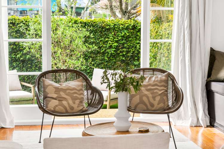 1092 Great North Road Point Chevalier_3