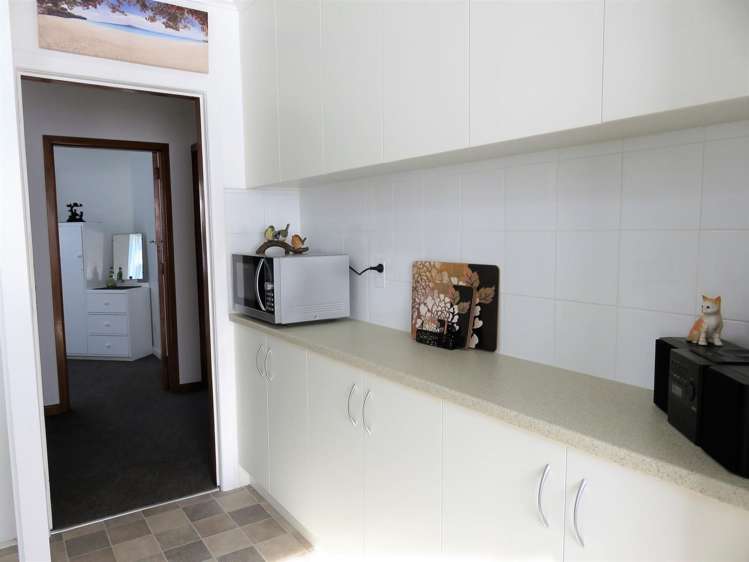 316 Parawai Road_5
