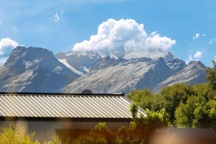 43 Benmore Place Glenorchy_35