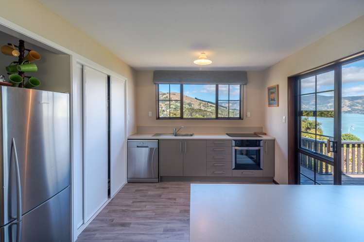 6 Settlers Hill Akaroa_12