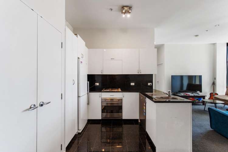 14D/15 Mount Street City Centre_1