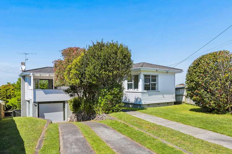 72 Golf Road New Lynn_5