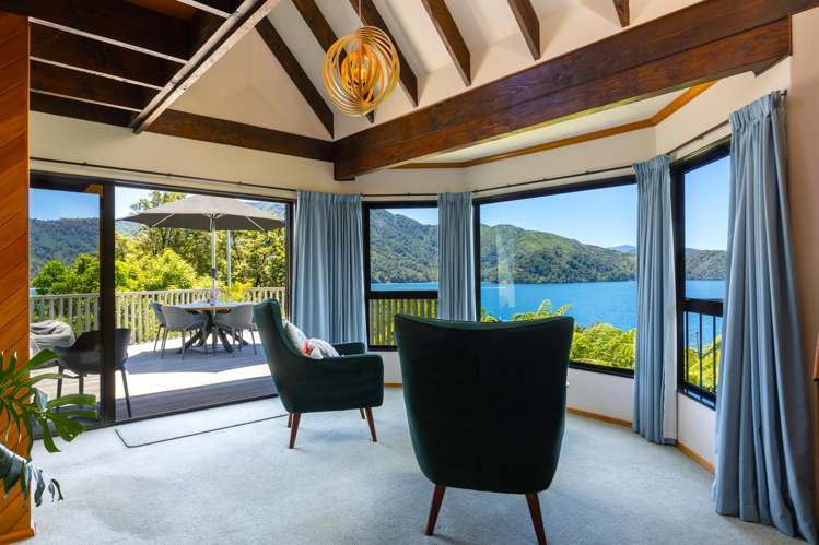 2069 Queen Charlotte Drive Queen Charlotte Sound_6