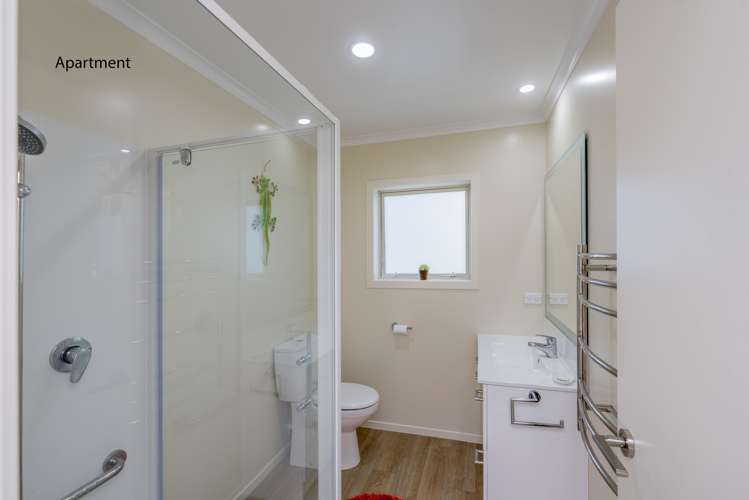 15 Kowhai Grove Raumati Beach_18