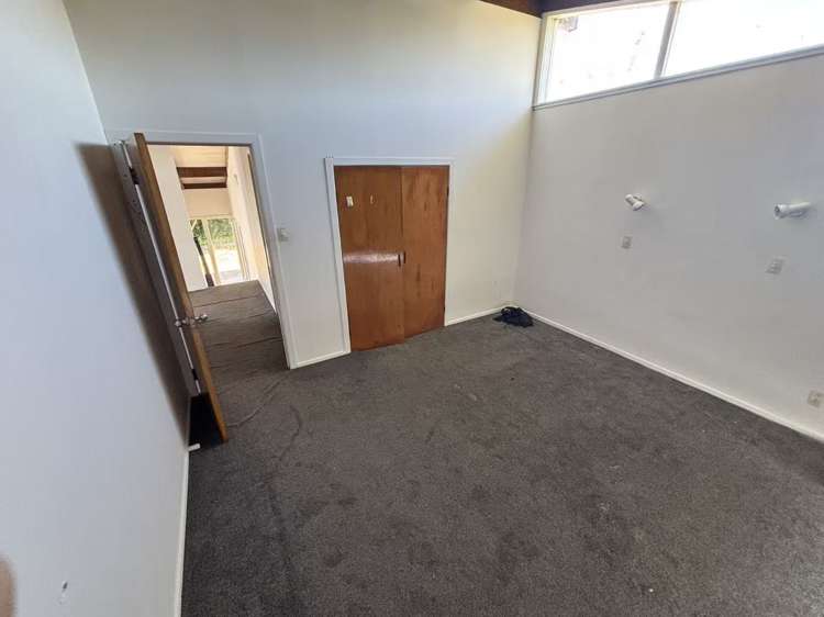 4 Sheehan Road Te Atatu South_9