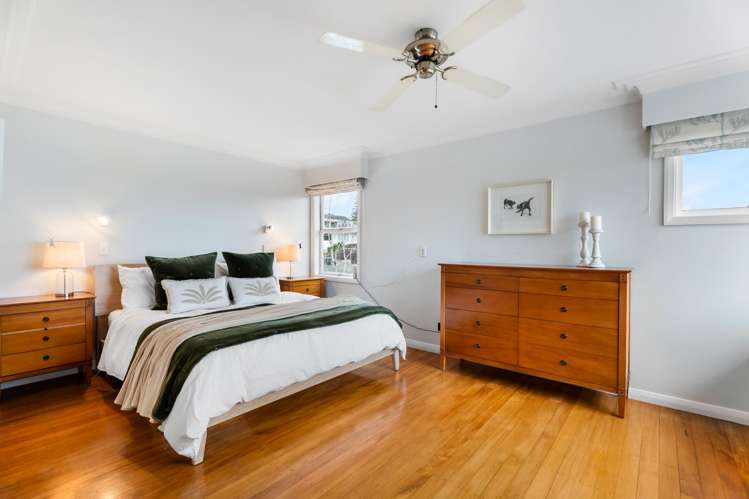 28 Glen Atkinson Street St Heliers_13