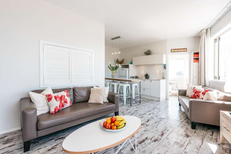 6/118 Ocean View Road Oneroa_4