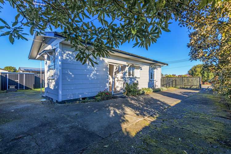 28 and 28a Hammond Street Bulls_10