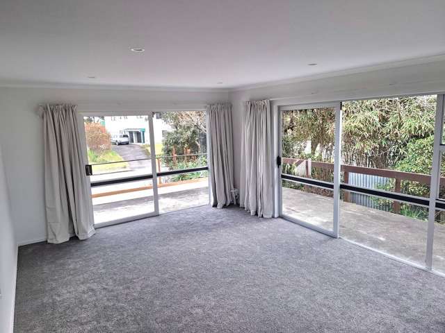 6 Mahoe Street Otaki Beach_3