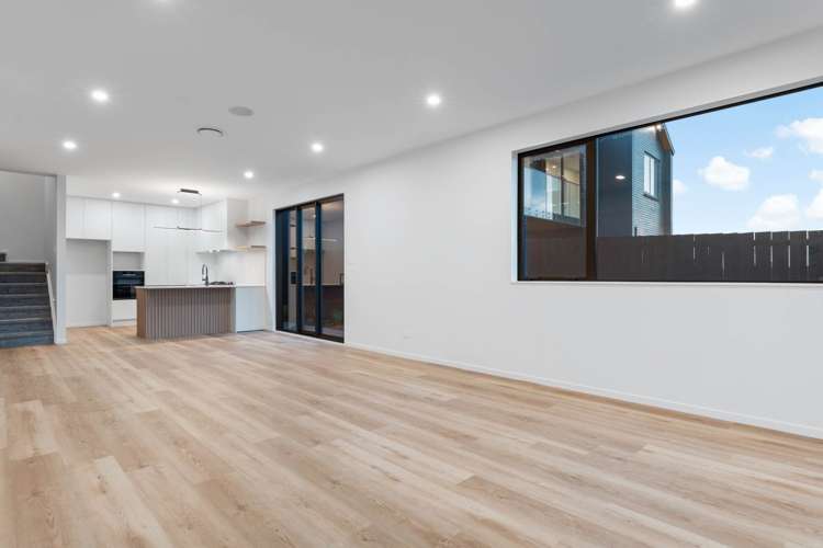 244B West Hoe Heights Orewa_7