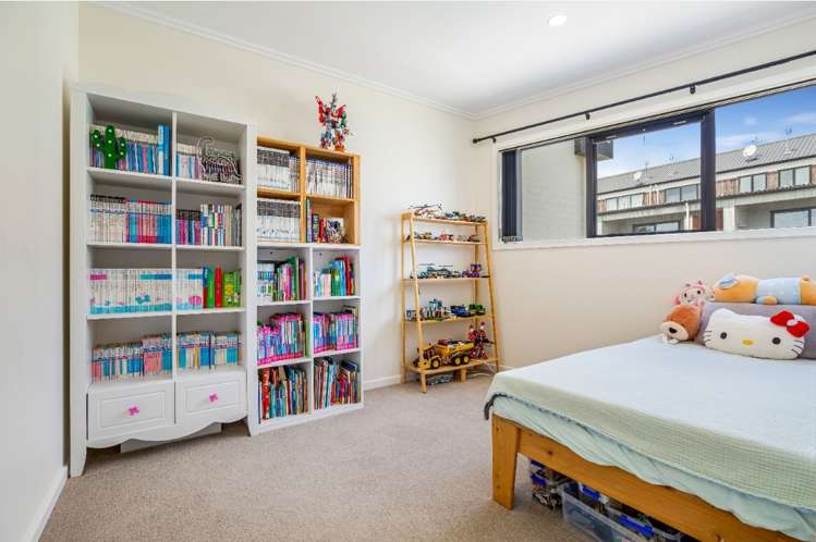 4 Frances Bryers Road Hobsonville_11