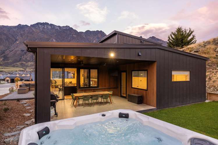 34 Friesian Close Jacks Point_13