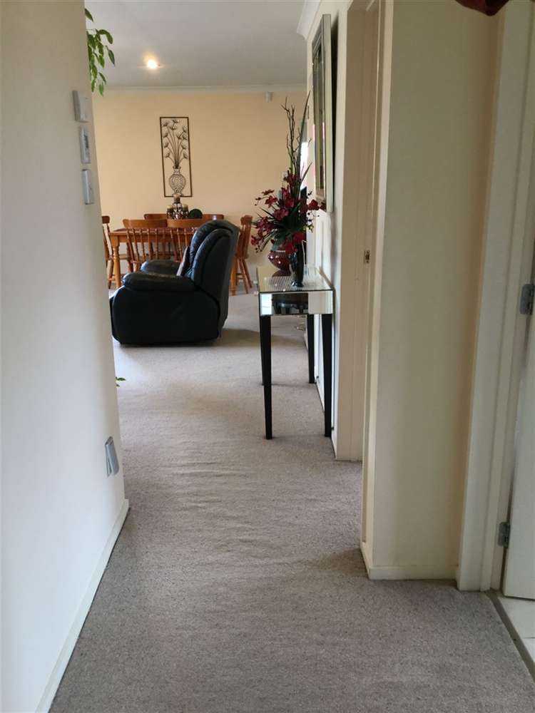 68a Archibald Road Kelston_9