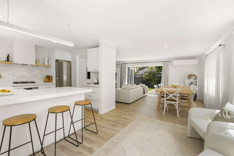 2/6 Marsh Avenue Forrest Hill_4