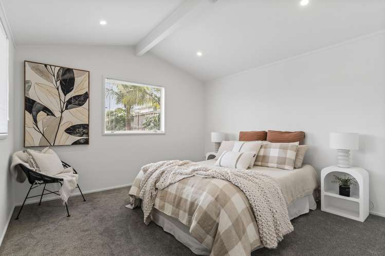 7 Thornlow Street Glendene_19