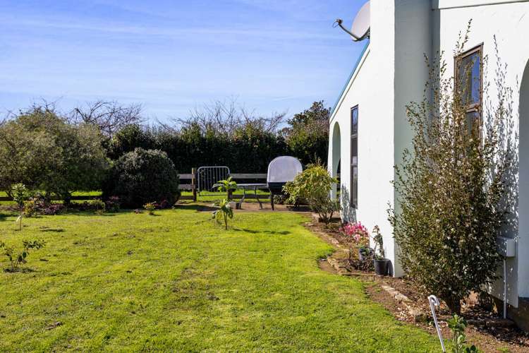 552 Mountain Road Lepperton_16