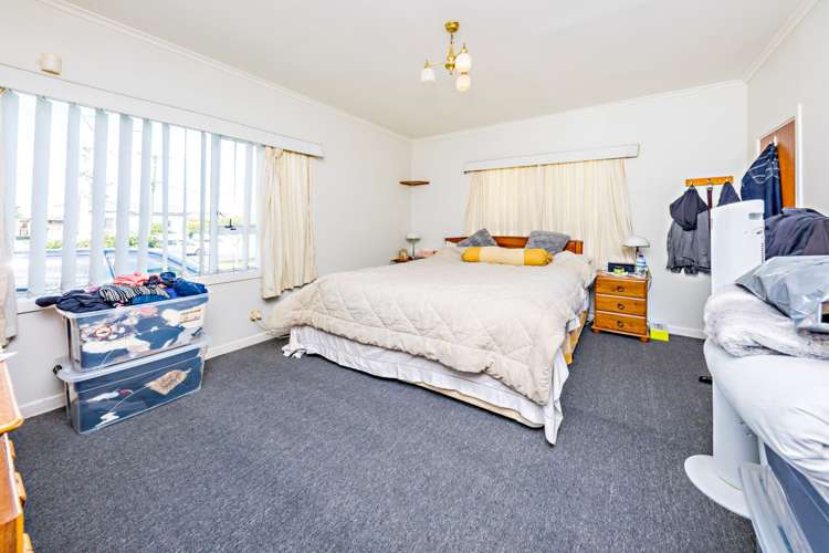 16 Seddon Avenue Papatoetoe_13