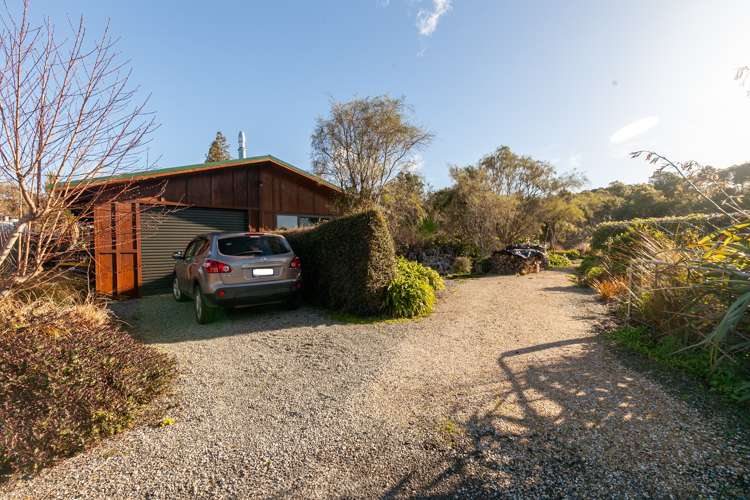 10 Labyrinth Lane Takaka_20