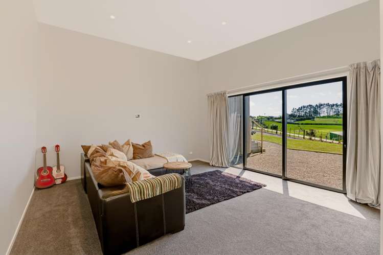 90 King Road Inglewood_9