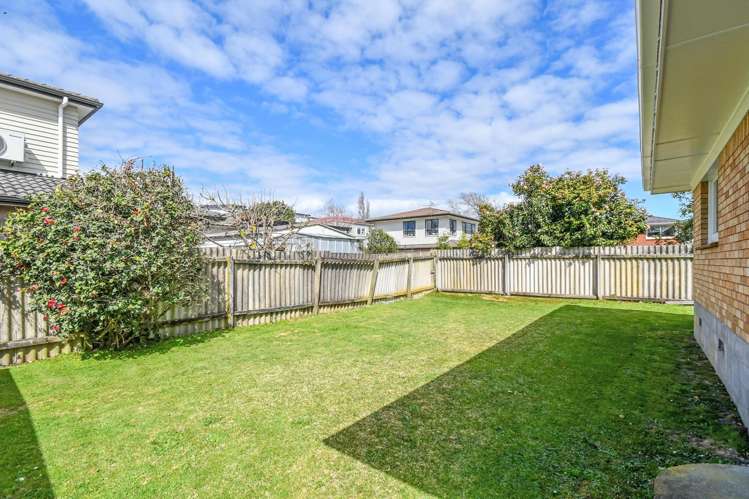 3/7 Halcyon Place Papatoetoe_11