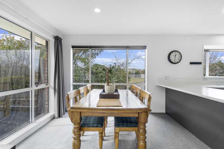 4 Paget Drive Woodend_6