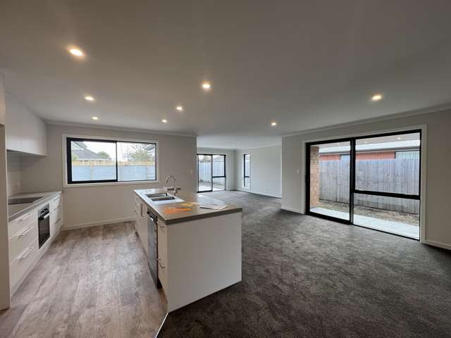 29 Geoff Geering Drive Netherby_4