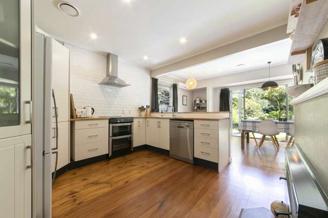 54 Sylvan Valley Avenue Titirangi_3