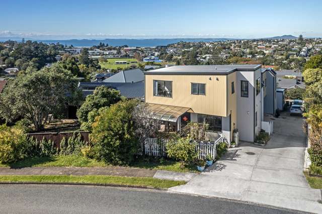 Coastal Living Done Right In Browns Bay