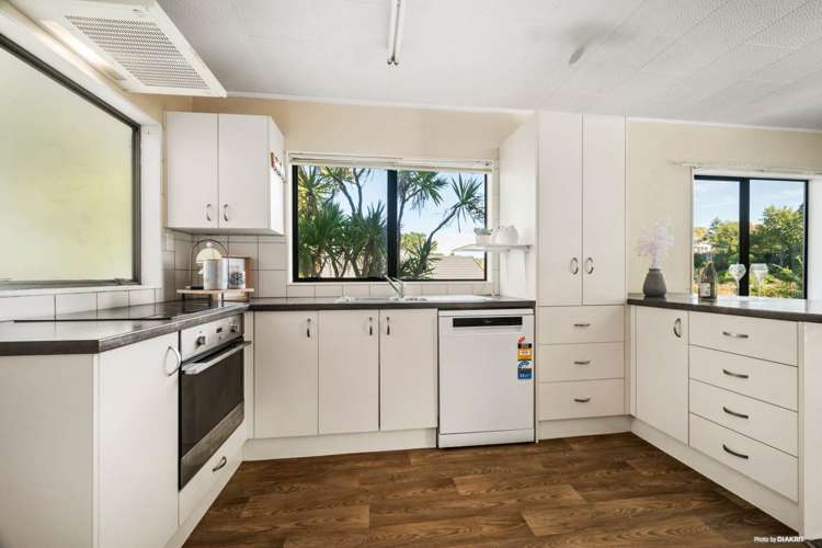 2/66 Glamorgan Drive Torbay_2