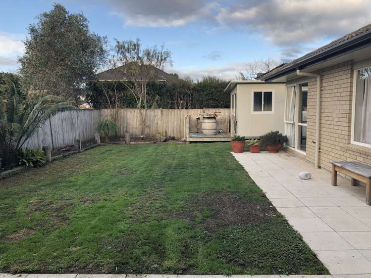 121 Pine Harbour Parade Beachlands_17