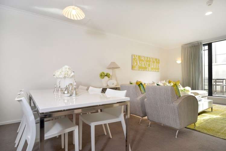 4b/8 Farnham Street Parnell_4