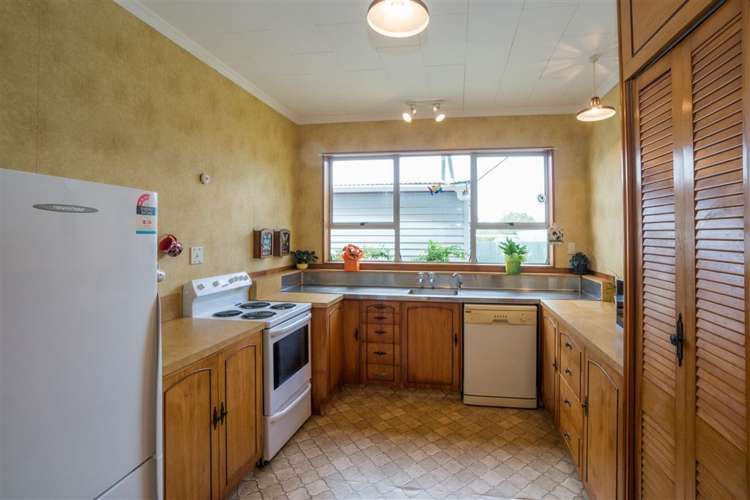 174 Maata Road Eltham_8