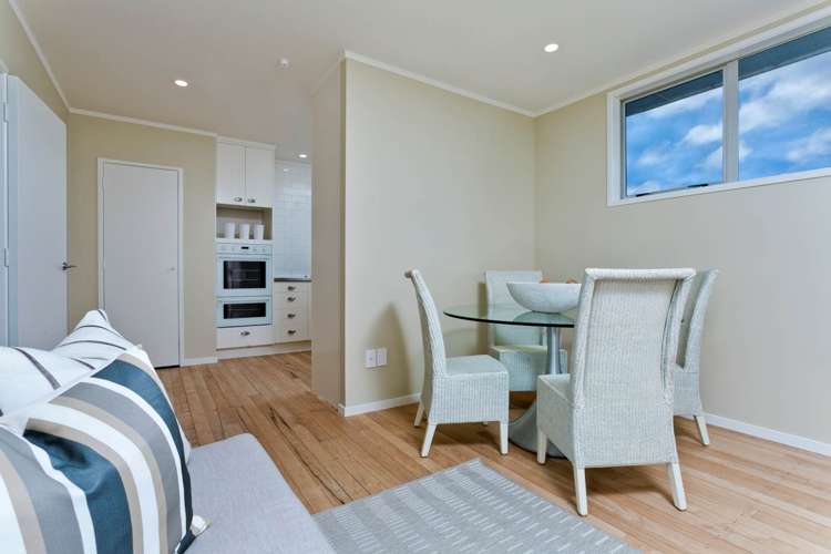 1/43 Kitchener Road Takapuna_11