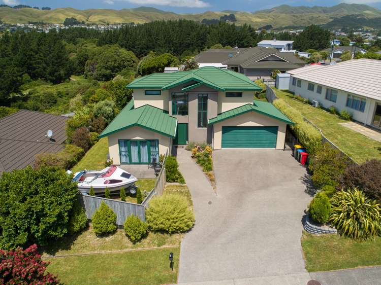 71 Te Puia Drive Aotea_2