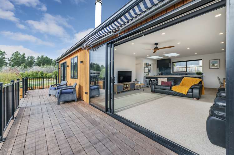 5 Beach Crescent Waikuku Beach_6