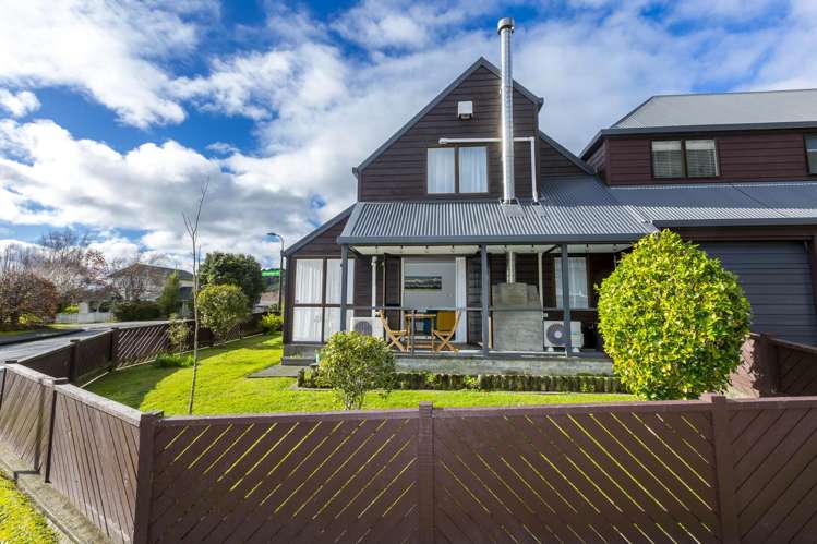 69 Sunbrae Drive Silverstream_18