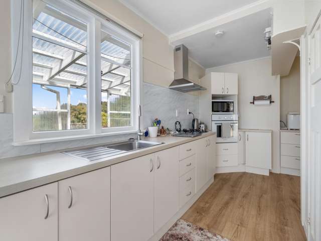 12 Garrison Street Arapuni_4