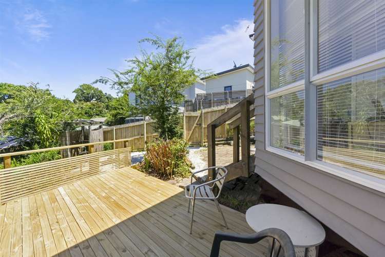 17 Taurus Crescent Beach Haven_21