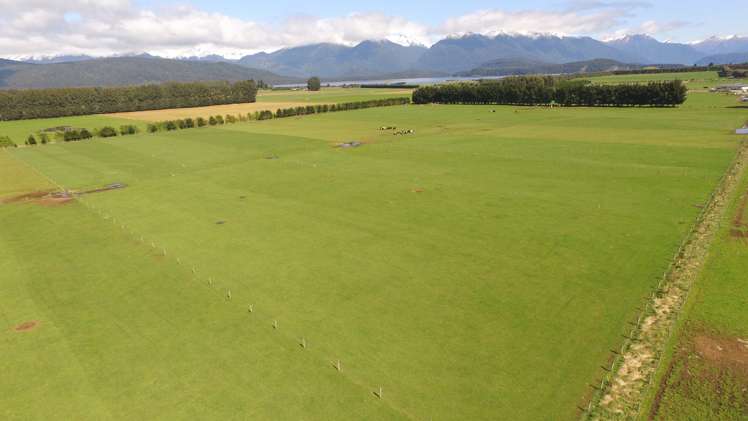 Lot 4/1725B Manapouri Te Anau Highway Manapouri_7