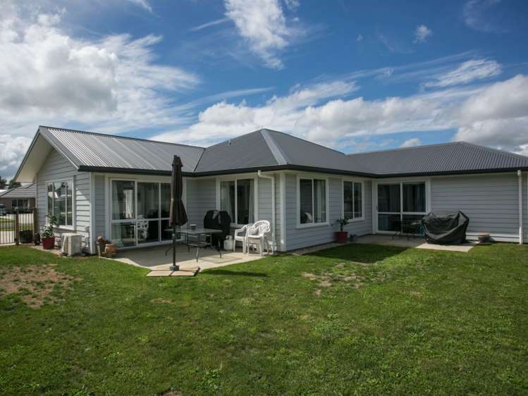 17 West Thompson Street Leamington_13