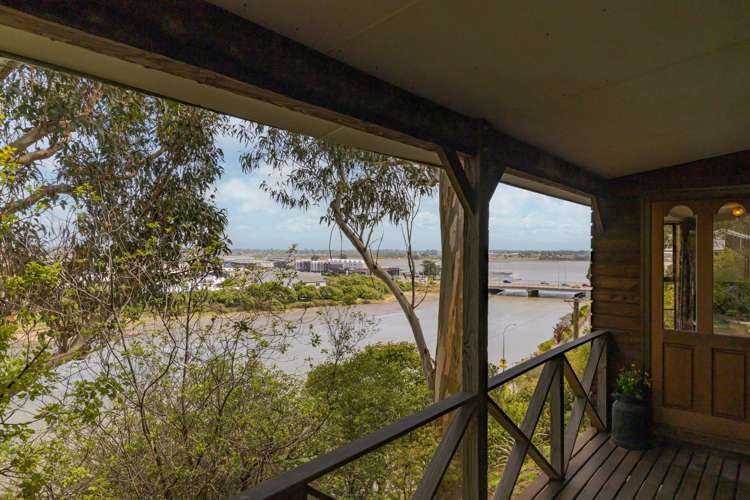 7 Cannon Hill Crescent Mt Pleasant_14