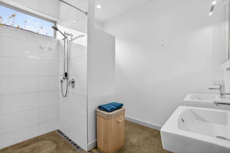 6 Giarni Place Karaka_33