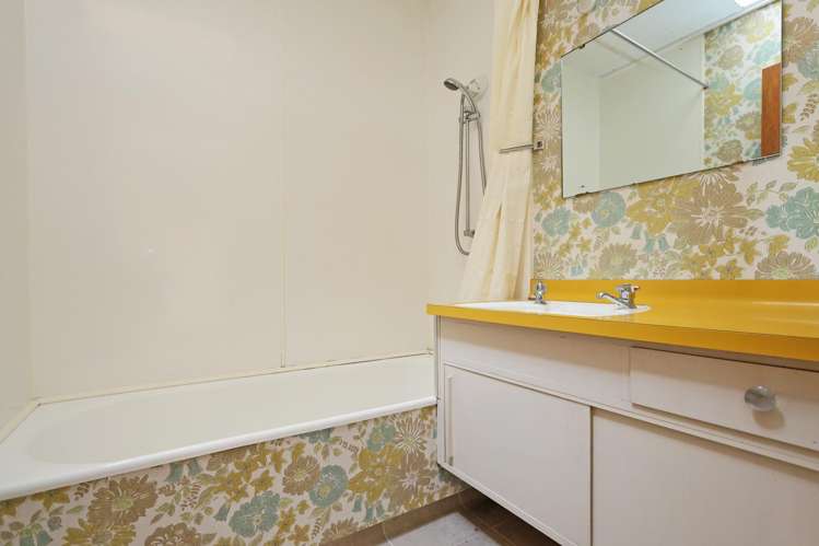 3/24 Middle Road Havelock North_13