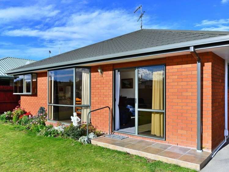 9b Devon Crescent Darfield_1