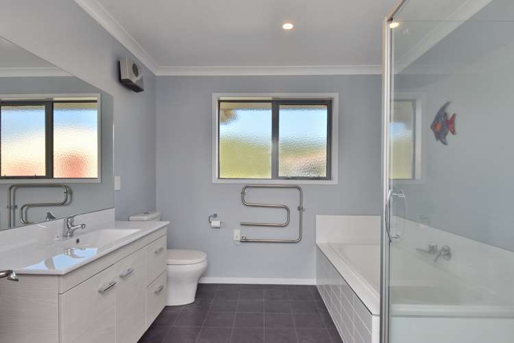 5 Landsborough Drive Darfield_17