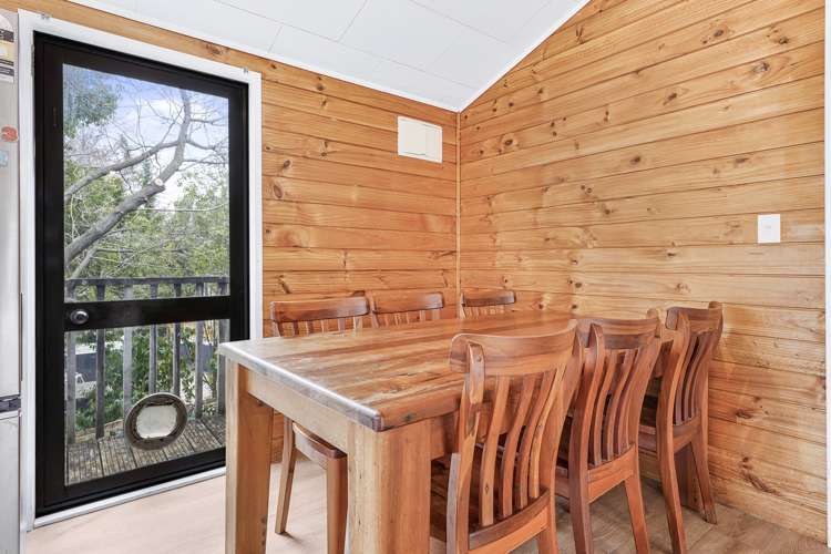 68a Acacia Crescent Glenview_6