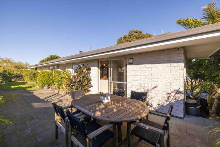 16 Sunny Bay Road Matua_5